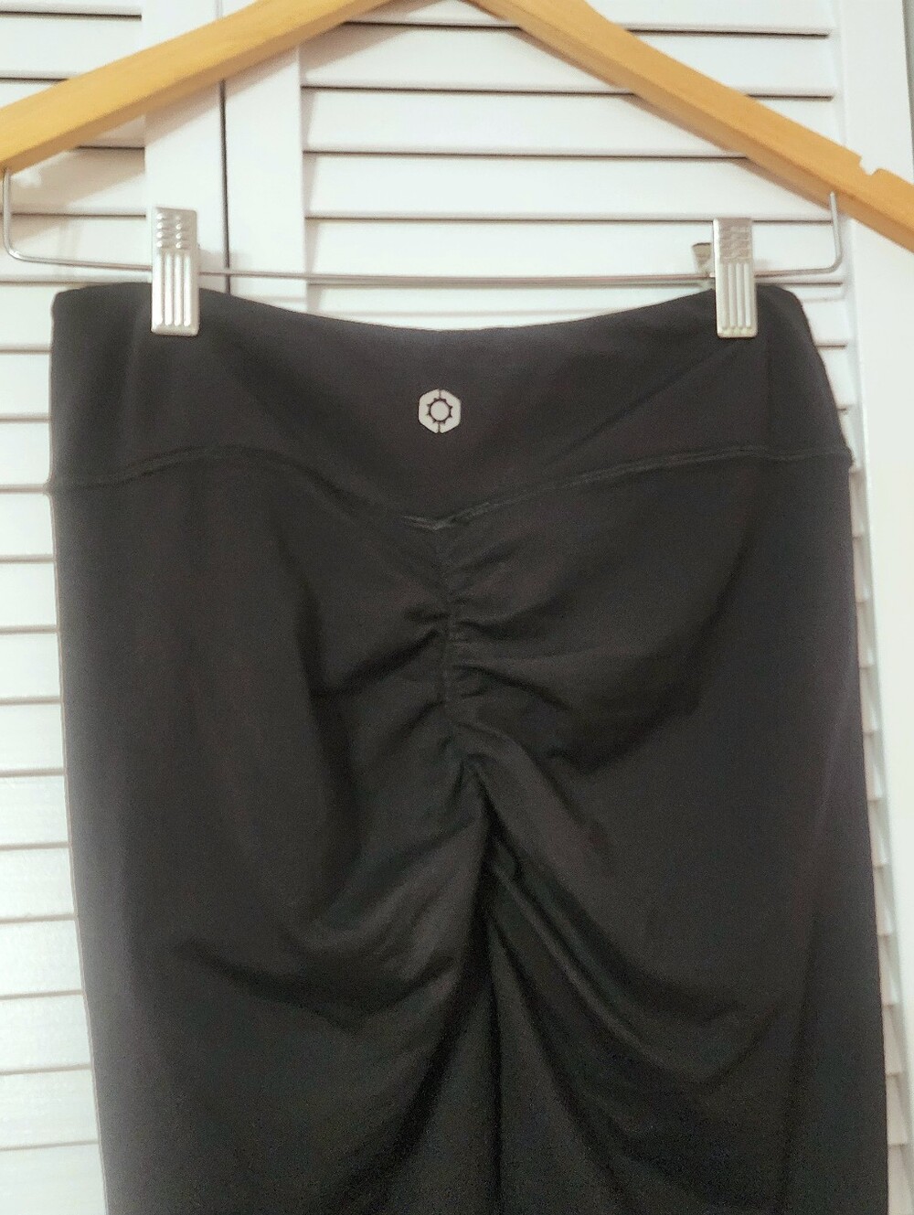 Blackstone Women's Black Leggings w/ Scrunch Booty - Picture 6 of 8